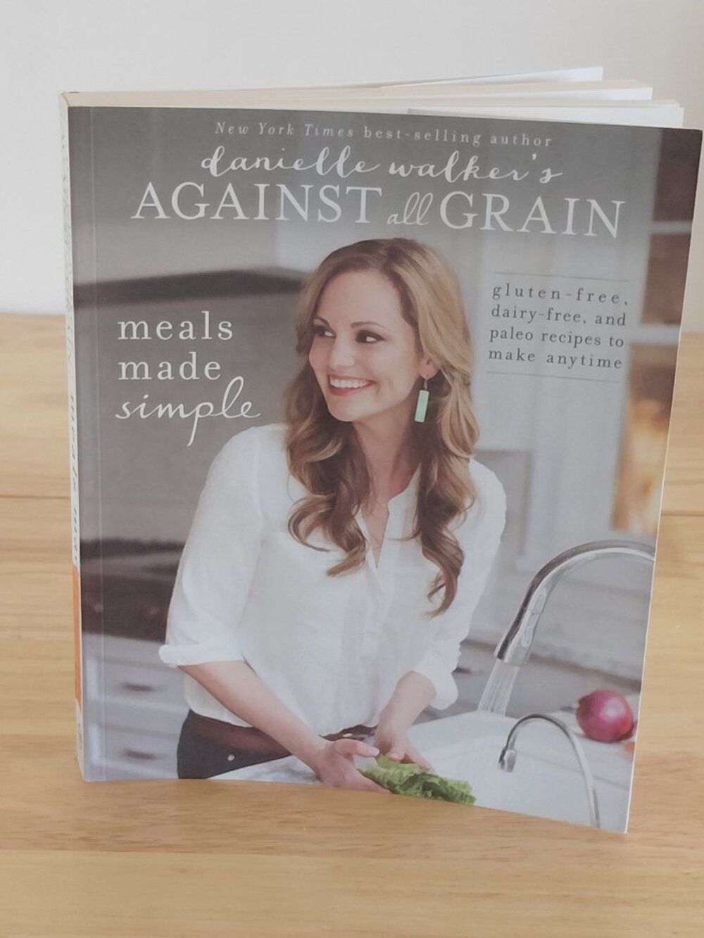 Cook Book - Danielle Walkers - Against all Grains